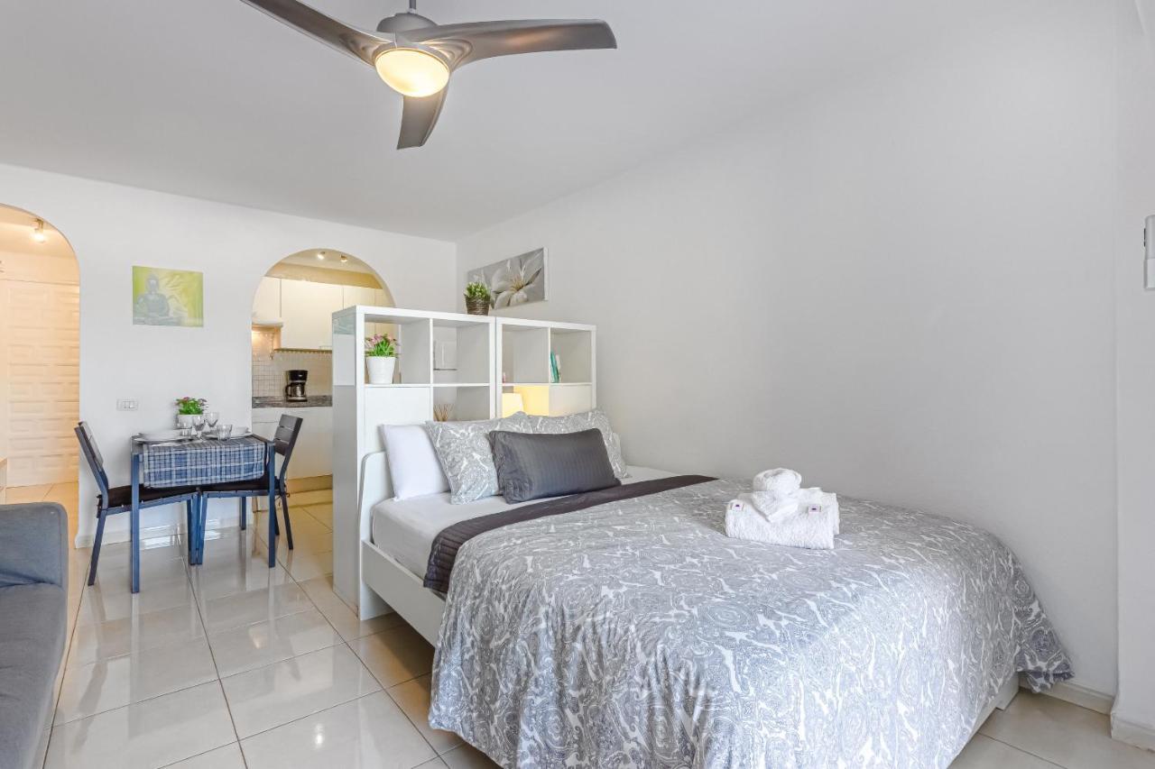 ארונה Fantastic Large Studio In Front Of Beach Heated Pool Wifi מראה חיצוני תמונה