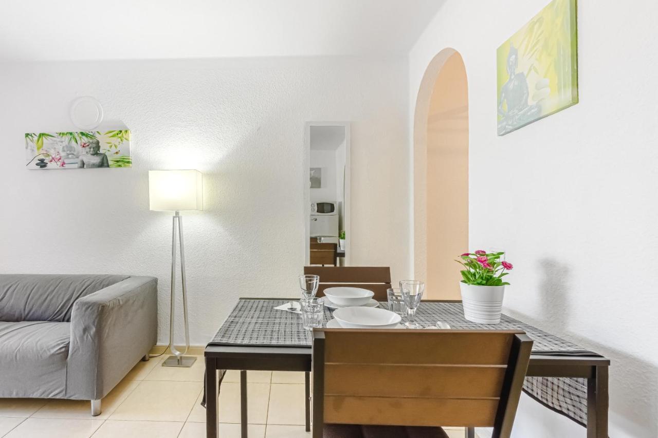 ארונה Fantastic Large Studio In Front Of Beach Heated Pool Wifi מראה חיצוני תמונה
