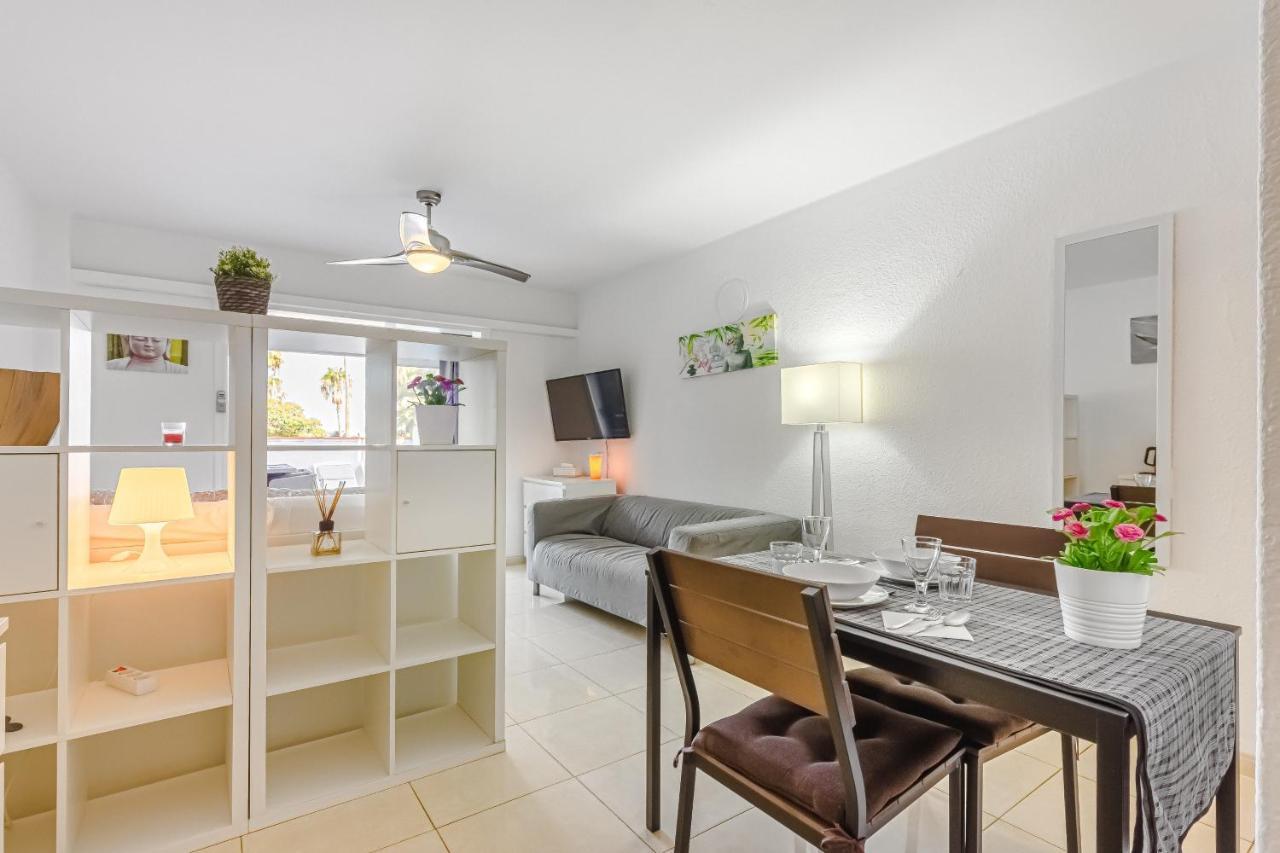 ארונה Fantastic Large Studio In Front Of Beach Heated Pool Wifi מראה חיצוני תמונה